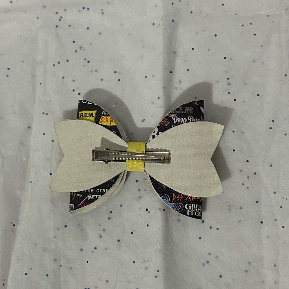 Bow - Picture 3 of 3